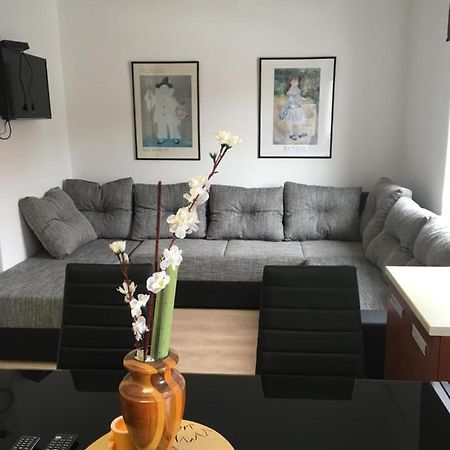 Centar Oaza Apartment Zagreb Bagian luar foto