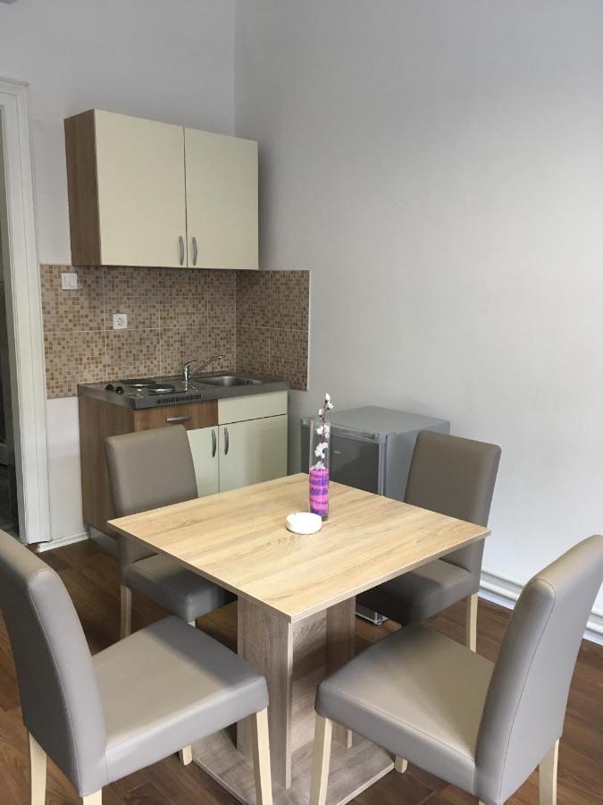 Centar Oaza Apartment Zagreb Bagian luar foto